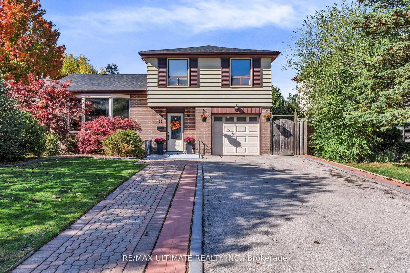 37 Banbury Court, Avondale, Brampton 2