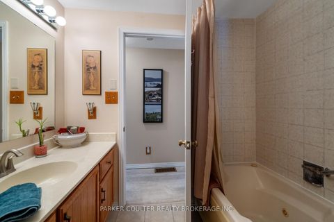 Photo 23 at 5 Hearts Content, Rural Innisfil, Innisfil