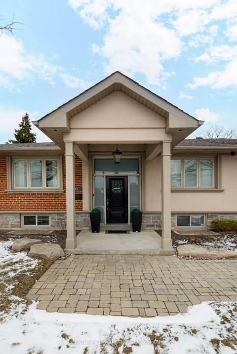 Photo 3 at 45 Deevale Road, CFB, Toronto