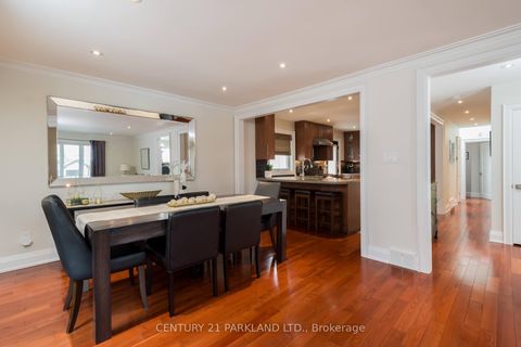 Photo 8 at 45 Deevale Road, CFB, Toronto