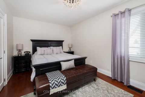 Photo 15 at 45 Deevale Road, CFB, Toronto