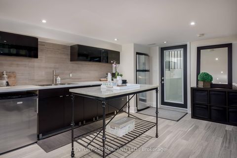 Photo 29 at 45 Deevale Road, CFB, Toronto