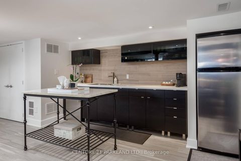 Photo 30 at 45 Deevale Road, CFB, Toronto