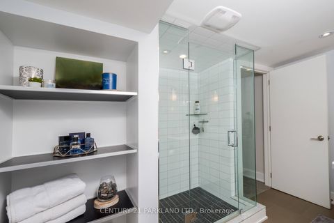 Photo 32 at 45 Deevale Road, CFB, Toronto