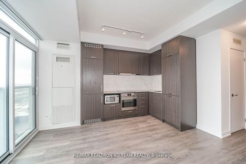 Photo 12 at 2003 - 38 Honeycrisp Crescent, Vaughan Corporate Centre, Vaughan