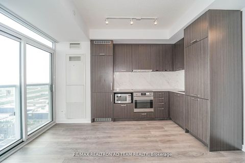 Photo 13 at 2003 - 38 Honeycrisp Crescent, Vaughan Corporate Centre, Vaughan