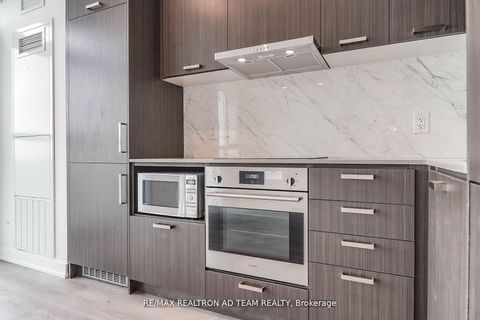 Photo 22 at 2003 - 38 Honeycrisp Crescent, Vaughan Corporate Centre, Vaughan