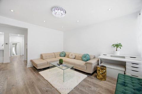 Photo 9 at 4 - 1021 Midland Avenue, Eglinton East, Toronto