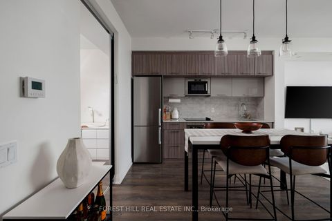 Photo 14 at 701 - 4800 Highway 7 Road, East Woodbridge, Vaughan