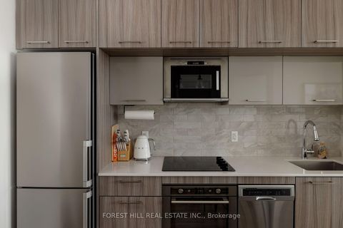 Photo 16 at 701 - 4800 Highway 7 Road, East Woodbridge, Vaughan