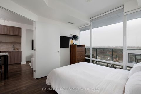 Photo 25 at 701 - 4800 Highway 7 Road, East Woodbridge, Vaughan