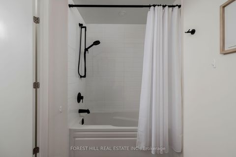 Photo 27 at 701 - 4800 Highway 7 Road, East Woodbridge, Vaughan