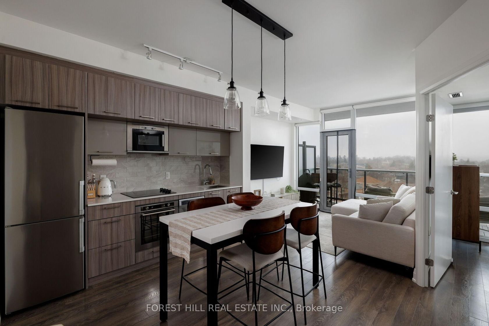 701 - 4800 Highway 7 Road, East Woodbridge, Vaughan photo number 2