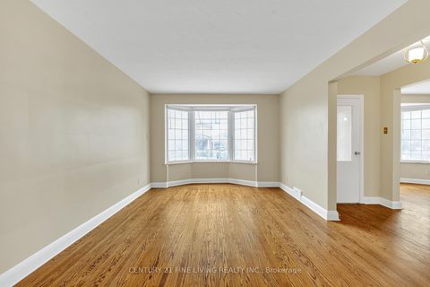 Photo 6 at 382 Hillmount Avenue, Glen Park, Toronto