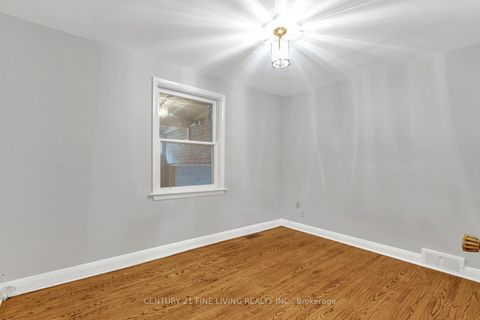 Photo 9 at 382 Hillmount Avenue, Glen Park, Toronto