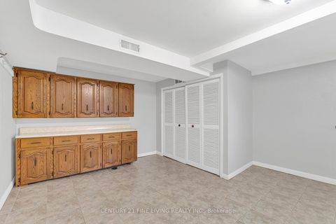 Photo 11 at 382 Hillmount Avenue, Glen Park, Toronto