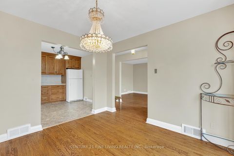 Photo 18 at 382 Hillmount Avenue, Glen Park, Toronto