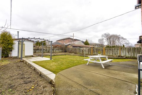 Photo 29 at 382 Hillmount Avenue, Glen Park, Toronto