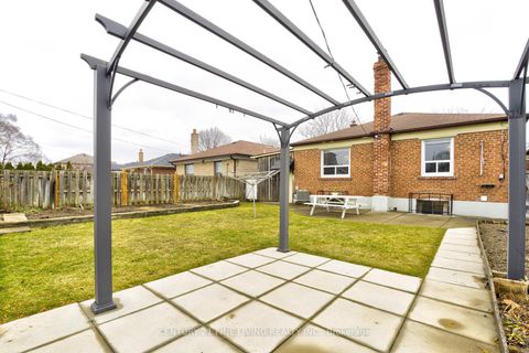 Photo 30 at 382 Hillmount Avenue, Glen Park, Toronto