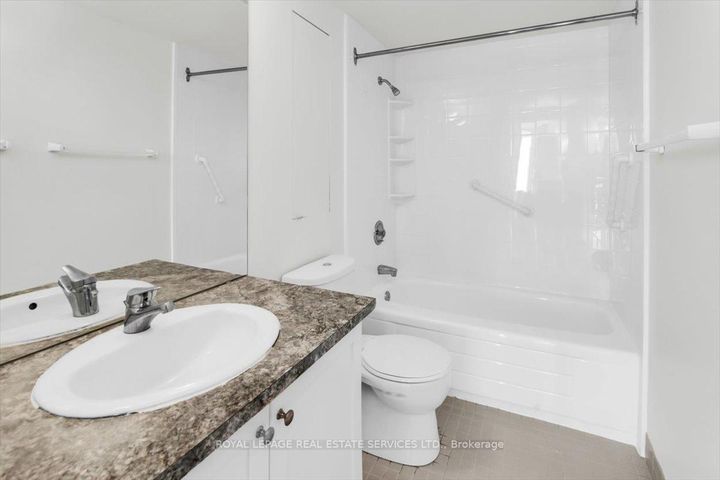 Photo 8 at 1005 - 190 St George Street, Annex, Toronto