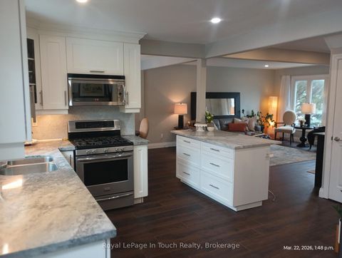 Photo 14 at 153 Ferndale Drive S, Ardagh, Barrie