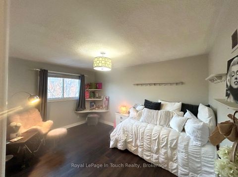 Photo 27 at 153 Ferndale Drive S, Ardagh, Barrie