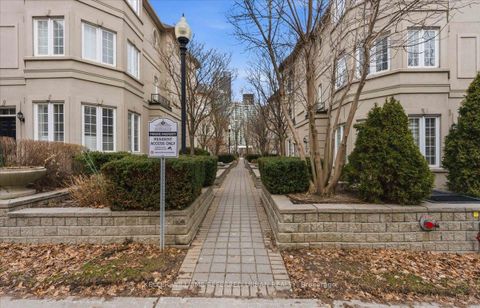Photo 1 at 101 - 16 Humberstone Drive, Willowdale East, Toronto
