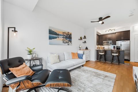 Photo 12 at 522 - 628 Fleet Street, Niagara, Toronto