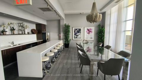 Photo 22 at 522 - 628 Fleet Street, Niagara, Toronto