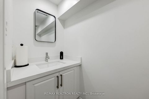 Photo 7 at 1924 Danforth Avenue, Danforth, Toronto