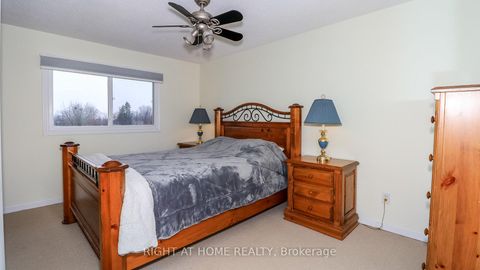 Photo 14 at 23 - 52 Adelade Street, Allandale, Barrie