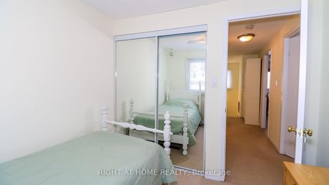 Photo 20 at 23 - 52 Adelade Street, Allandale, Barrie