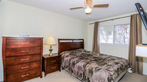 Photo 21 at 23 - 52 Adelade Street, Allandale, Barrie