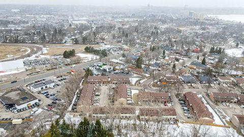 Photo 37 at 23 - 52 Adelade Street, Allandale, Barrie