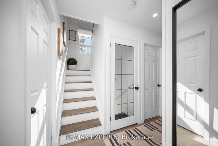 Photo 27 at 6 Mccallum Court, Queensway, Toronto