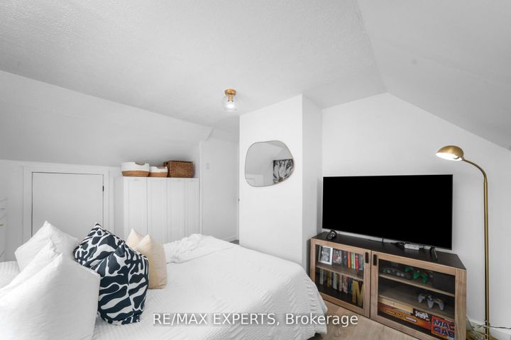 Photo 31 at 6 Mccallum Court, Queensway, Toronto