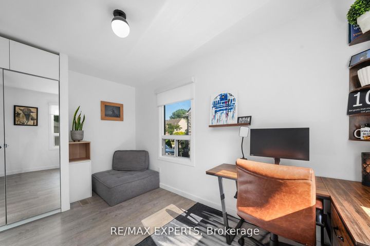 Photo 32 at 6 Mccallum Court, Queensway, Toronto