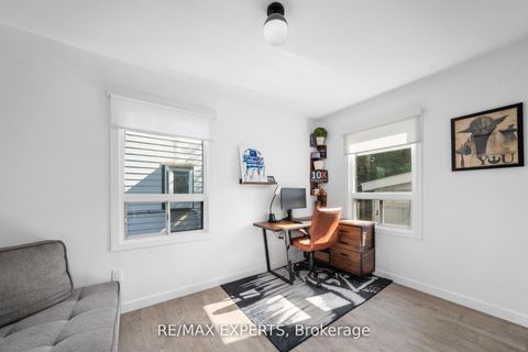 Photo 35 at 6 Mccallum Court, Queensway, Toronto