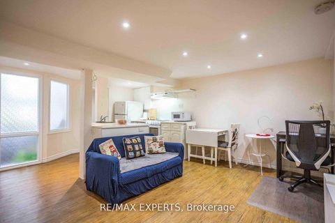 Photo 37 at 6 Mccallum Court, Queensway, Toronto