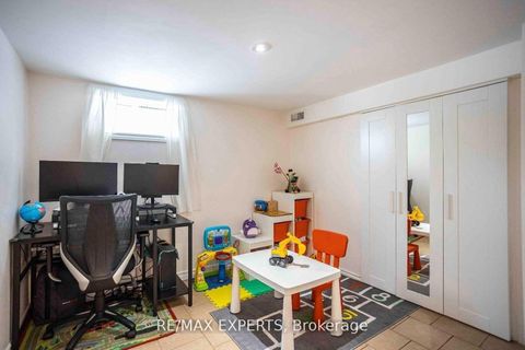 Photo 40 at 6 Mccallum Court, Queensway, Toronto