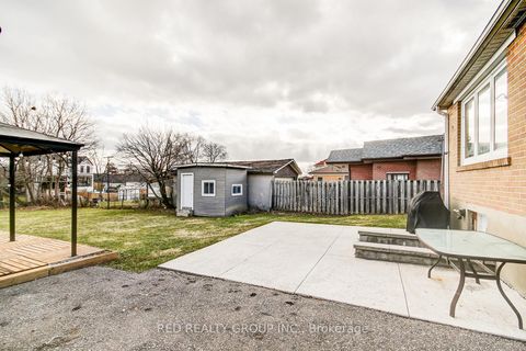 Photo 3 at 81 Grovedale Avenue, Maple Leaf, Toronto
