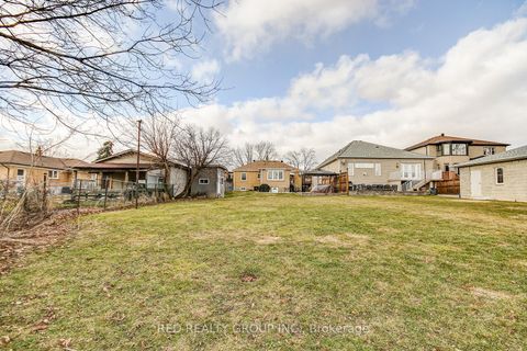 Photo 5 at 81 Grovedale Avenue, Maple Leaf, Toronto