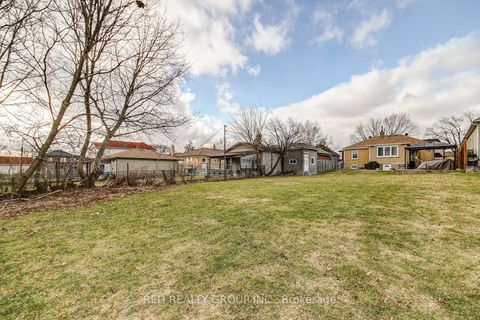 Photo 6 at 81 Grovedale Avenue, Maple Leaf, Toronto