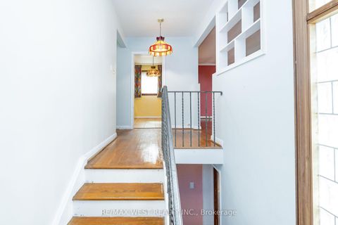 Photo 5 at 101 Barrymore Road, Bendale, Toronto