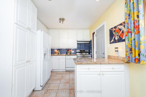 Photo 13 at 101 Barrymore Road, Bendale, Toronto