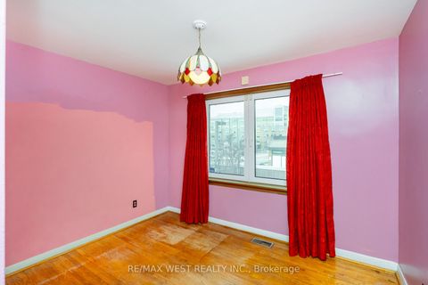 Photo 18 at 101 Barrymore Road, Bendale, Toronto