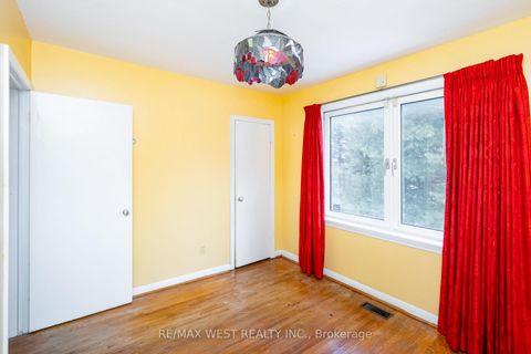 Photo 21 at 101 Barrymore Road, Bendale, Toronto