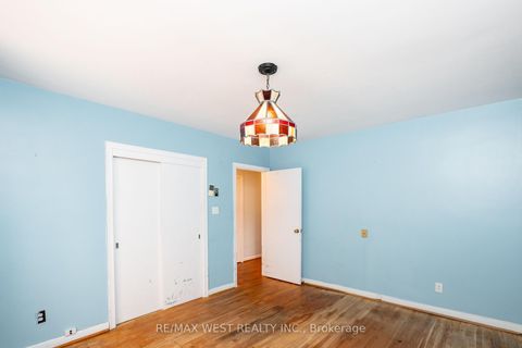 Photo 25 at 101 Barrymore Road, Bendale, Toronto