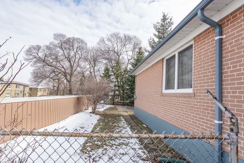 Photo 39 at 101 Barrymore Road, Bendale, Toronto