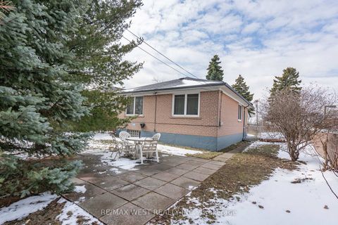 Photo 41 at 101 Barrymore Road, Bendale, Toronto